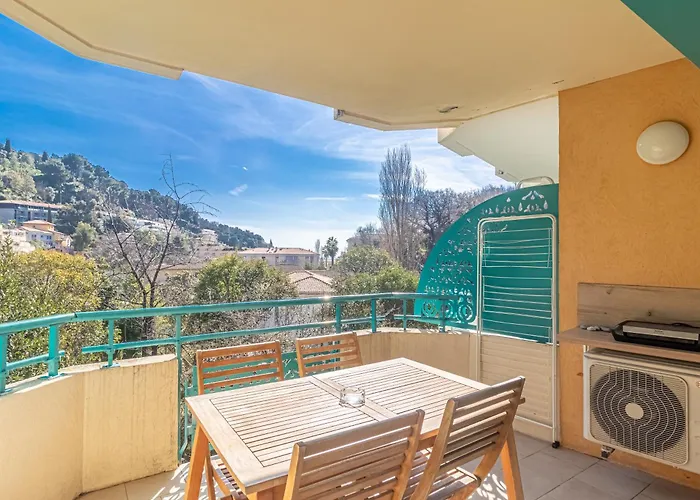 Peaceful Studio Swimming Pool Near Menton
