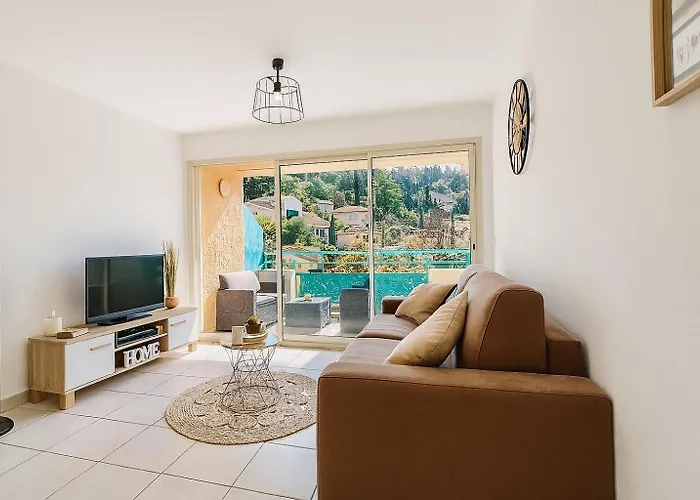 Quiet Studio Swimming Pool Roquebrune