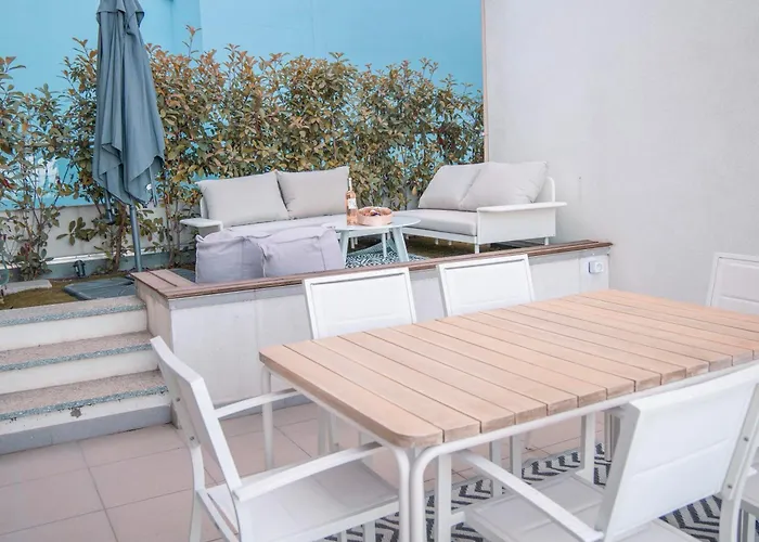 Wake Up To The Sea, Duplex Apartment Near Monaco